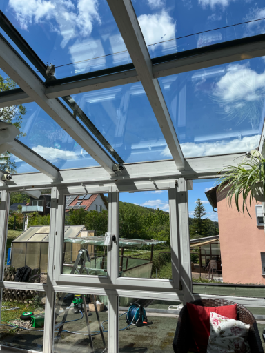 Gereinigter Wintergarten von innen